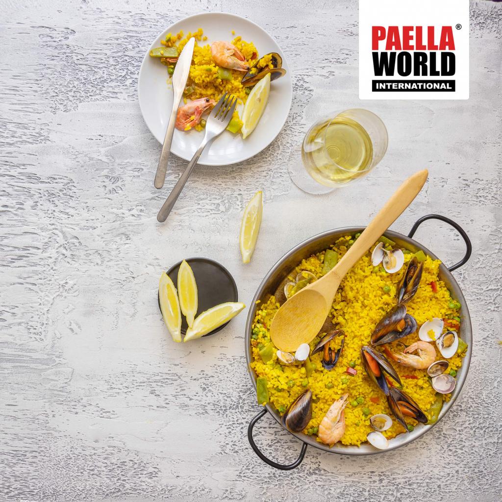 Paella World  spanische Paella Pfanne "Valenciana" 24cm Stahl poliert mit Griffen