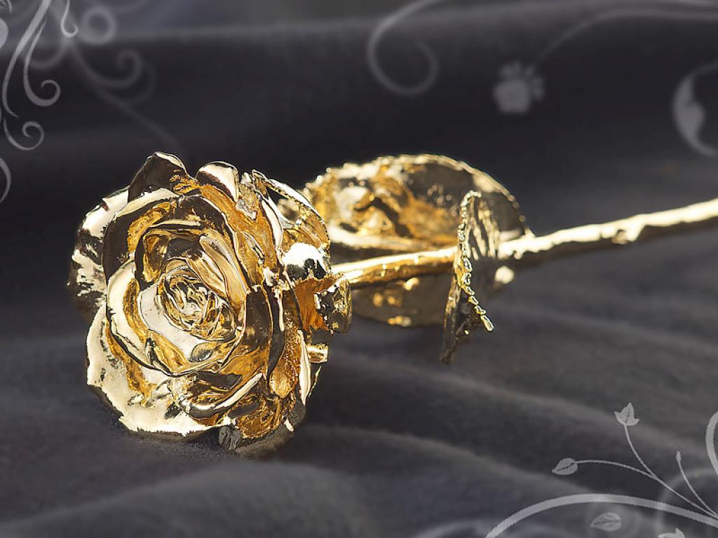 Vergoldete Echte Rose von St. Leonhard Nahansicht