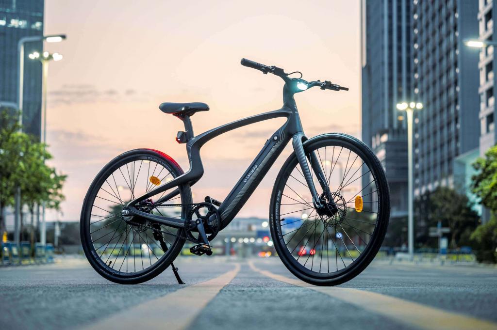 Urtopia E-Bike Smartbike Fahrrad mit Sonnenuntergang