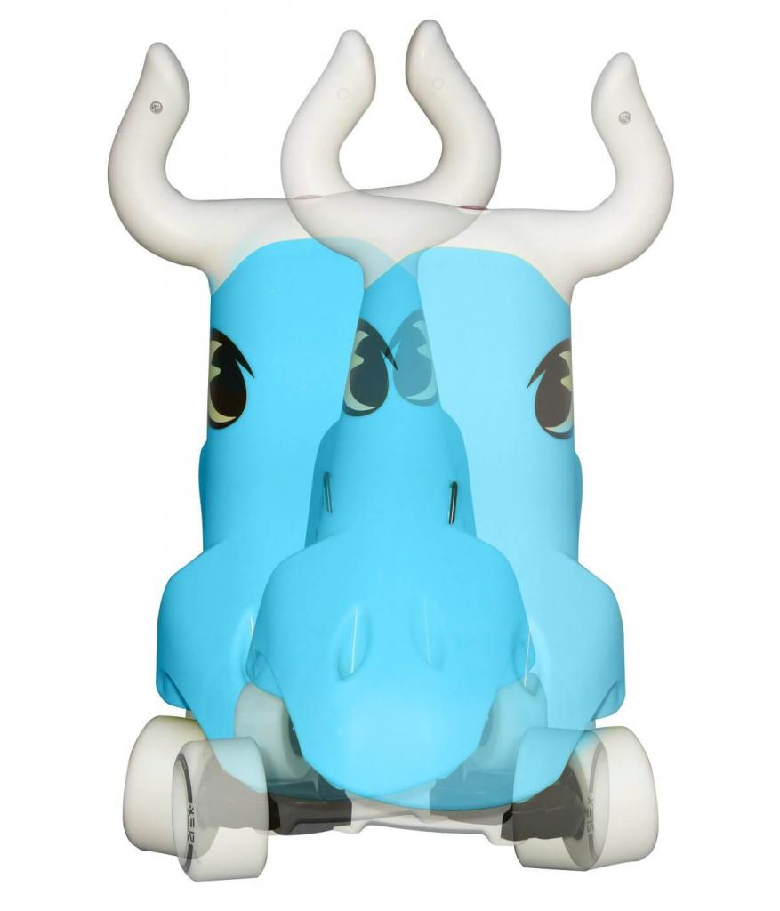 Slex RodeoBull Rutschfahrzeug in blau Neigungsbeispiel